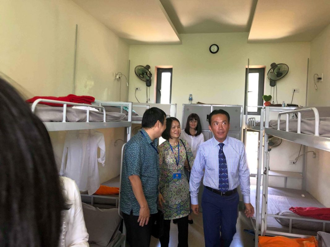 Trung tâm giải cứu Aquila Center